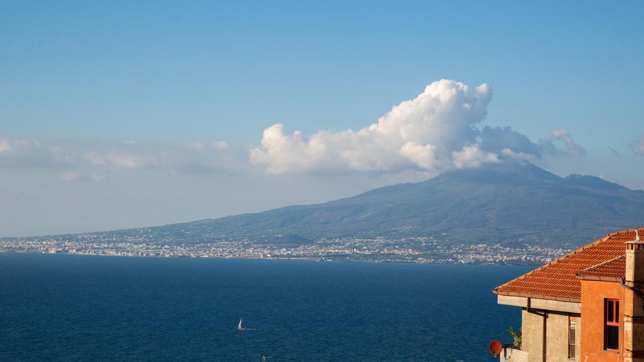 Il Melograno Relais Bed & Breakfast Vico Equense Exterior foto